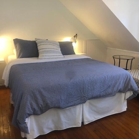 Bed and Breakfast Auberge La Maison Bellemare Saint-Jean-des Piles Exterior foto