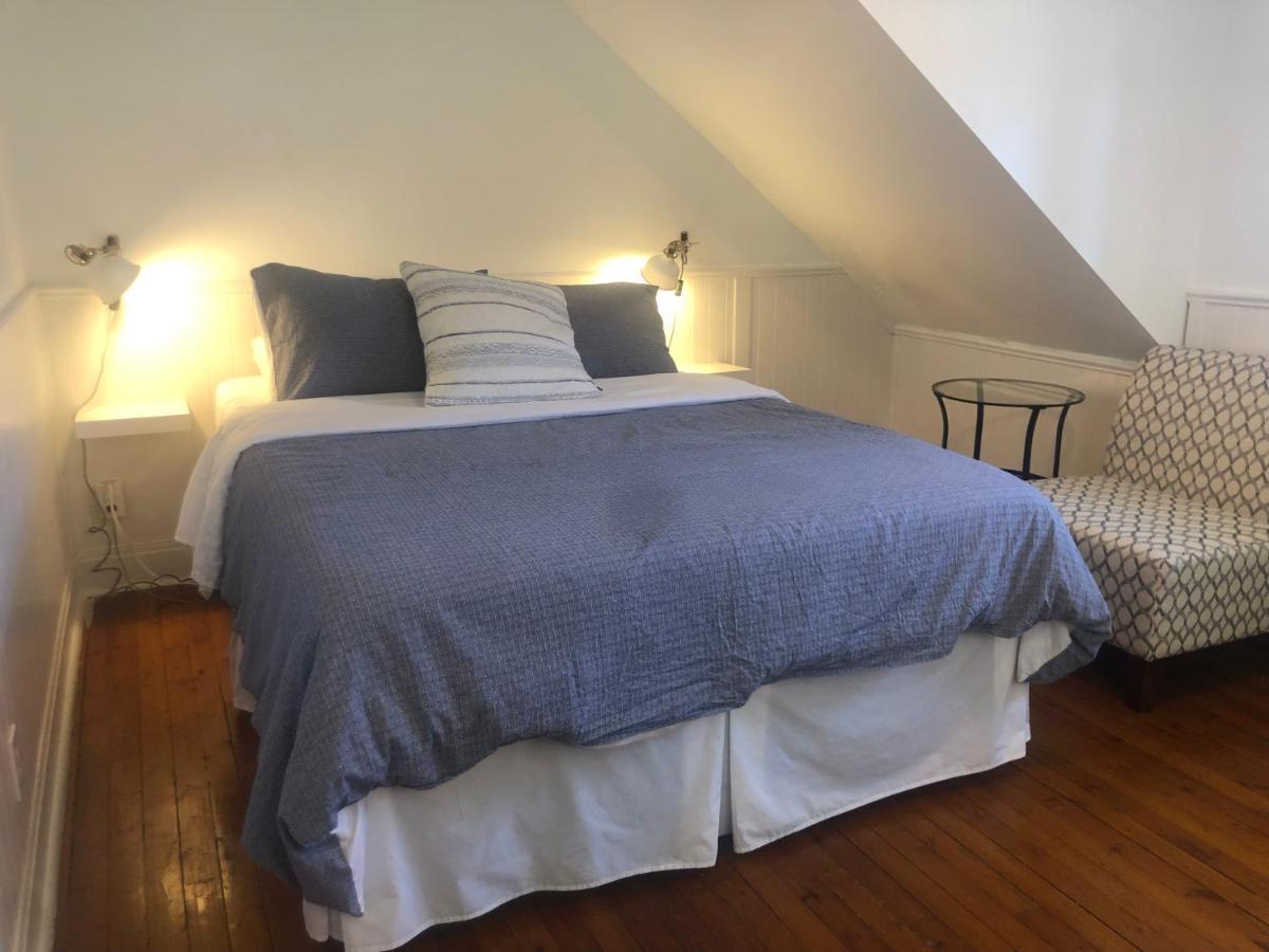 Bed and Breakfast Auberge La Maison Bellemare Saint-Jean-des Piles Exterior foto