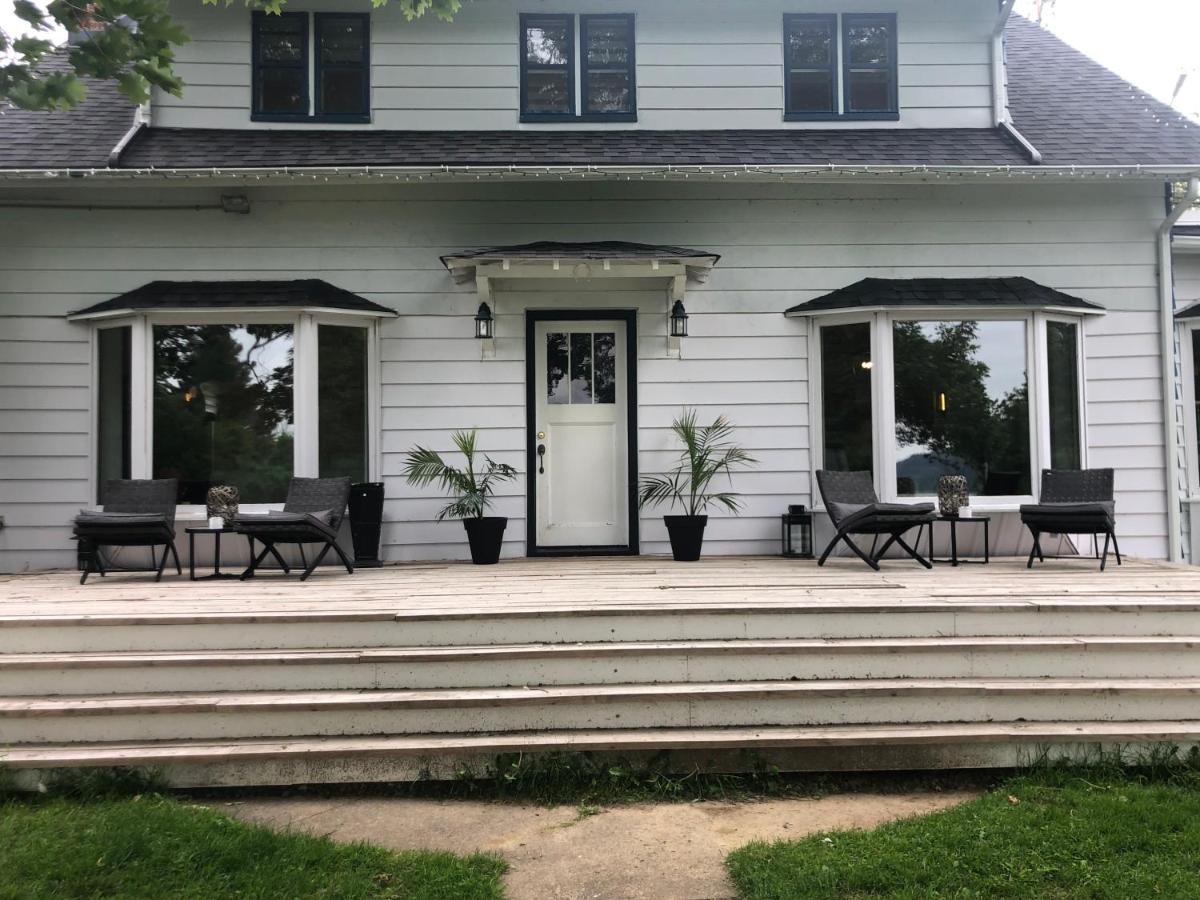 Bed and Breakfast Auberge La Maison Bellemare Saint-Jean-des Piles Exterior foto